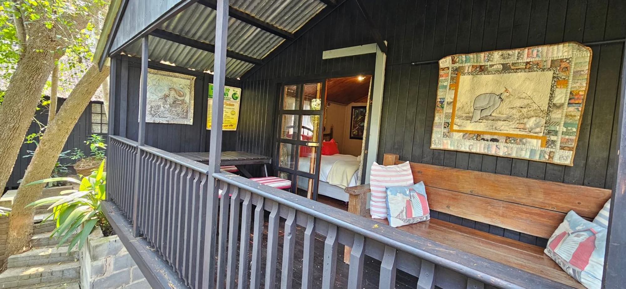 Old Vic Travellers Inn Nelspruit Mbombela Exterior photo